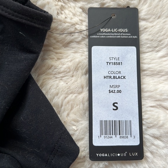 NWT Yogalicious Lux Black Crop Top Size Small - Picture 6 of 6